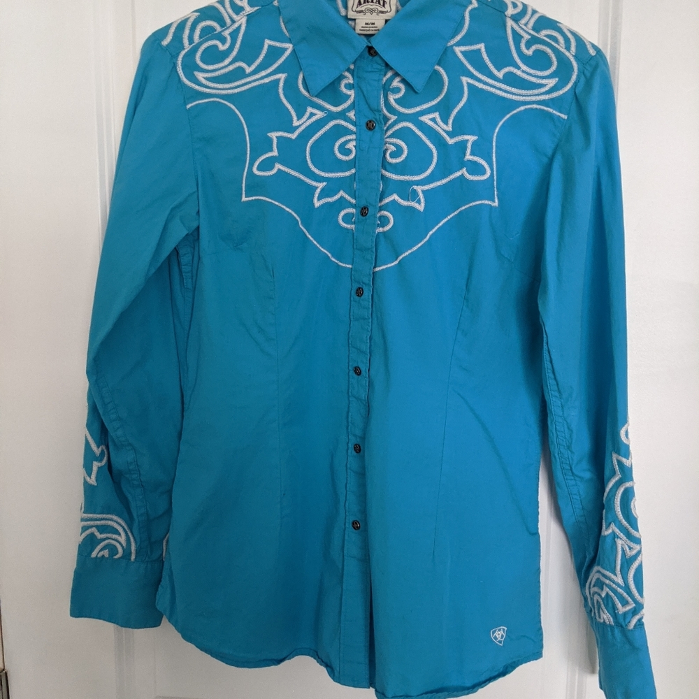 Fitted button down
